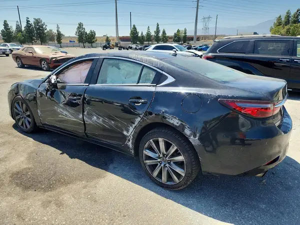JM1GL1TY6J1329911 2018 MAZDA 6 - Image 2