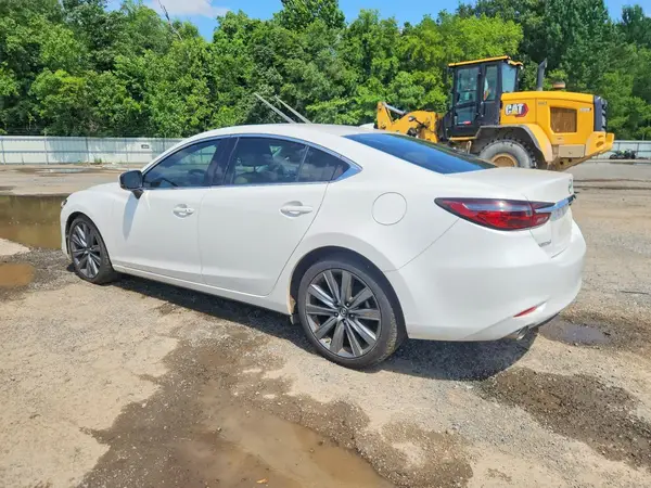 JM1GL1TY7J1301101 2018 MAZDA 6 - Image 2