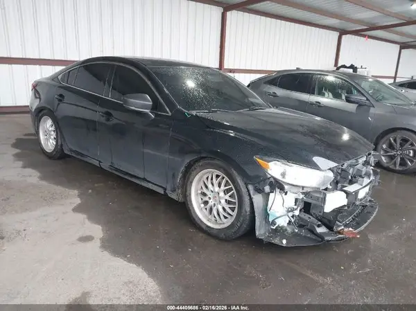 JM1GL1U53H1101685 2017 MAZDA 6 - Image 1