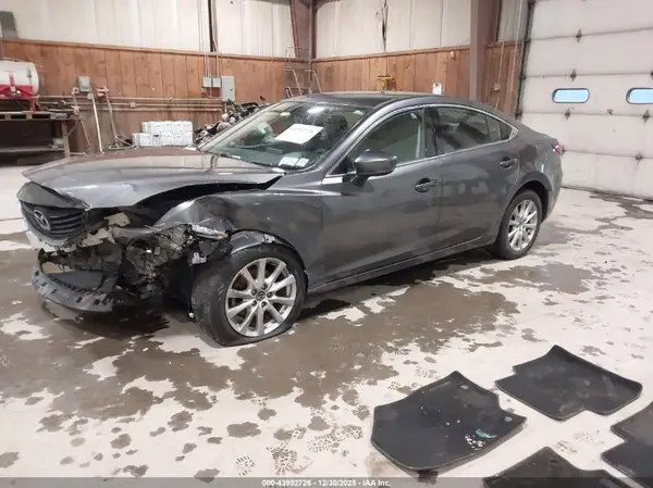 JM1GL1U53H1113903 2017 MAZDA 6 - Image 2
