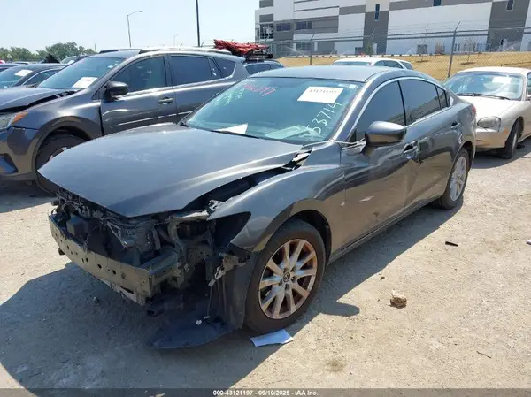 JM1GL1U53H1141975 2017 MAZDA 6 - Image 2
