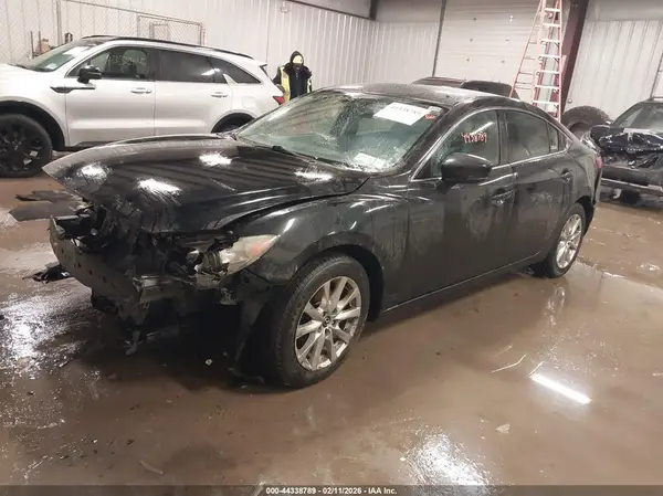 JM1GL1U53H1142107 2017 MAZDA 6 - Image 2