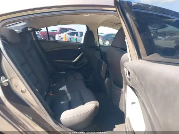 JM1GL1U59H1128003 2017 MAZDA 6 - Image 8