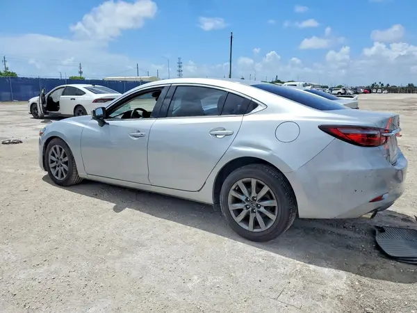 JM1GL1UM1J1311991 2018 MAZDA 6 - Image 2