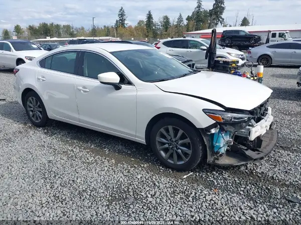 JM1GL1UM1J1328063 2018 MAZDA 6 - Image 1