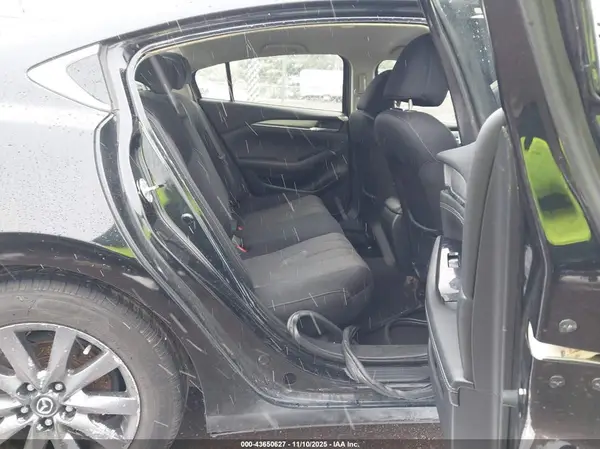 JM1GL1UM1J1329892 2018 MAZDA 6 - Image 8