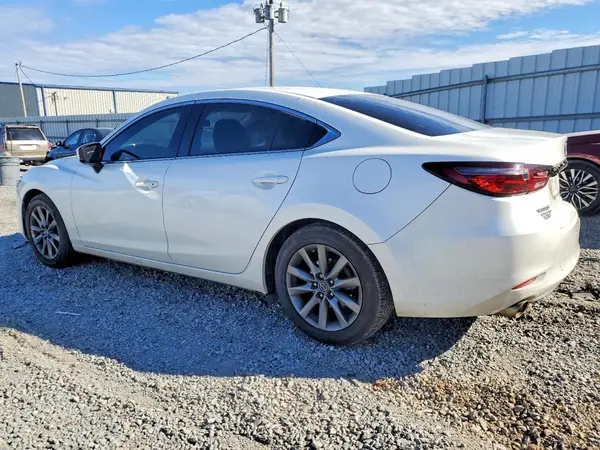JM1GL1UM1J1331268 2018 MAZDA 6 - Image 2