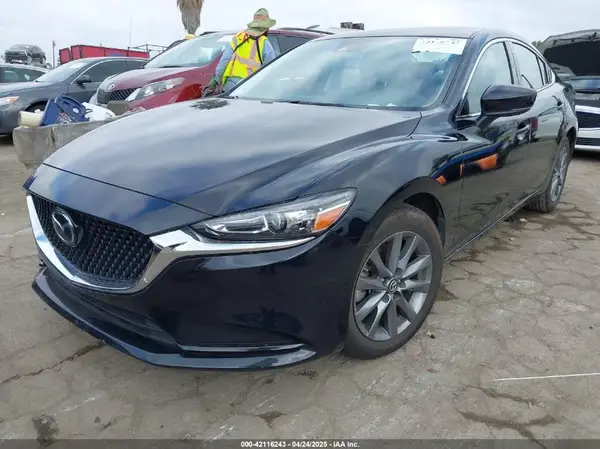 JM1GL1UM1L1515077 2020 MAZDA 6 - Image 2
