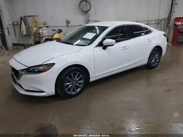 JM1GL1UM3J1336150 2018 MAZDA 6 - Image 2
