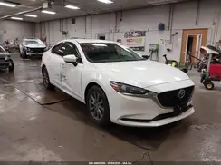 JM1GL1UM4J1318952 2018 MAZDA 6