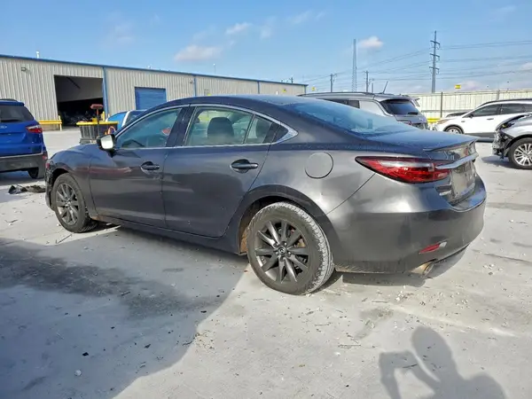 JM1GL1UM4J1319700 2018 MAZDA 6 - Image 2