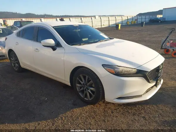 JM1GL1UM5J1333945 2018 MAZDA 6 - Image 1