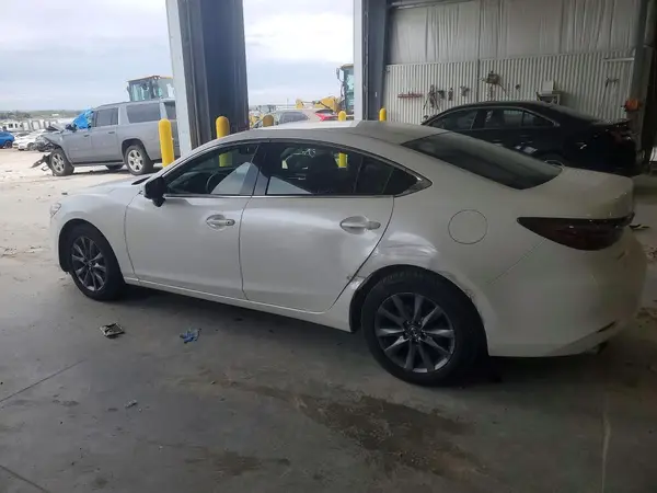 JM1GL1UM8J1311857 2018 MAZDA 6 - Image 2