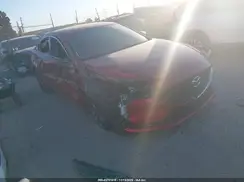 JM1GL1UM9J1332863 2018 MAZDA 6