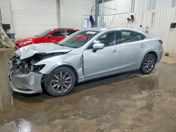 JM1GL1UMXJ1320561 2018 MAZDA 6 - Image 1