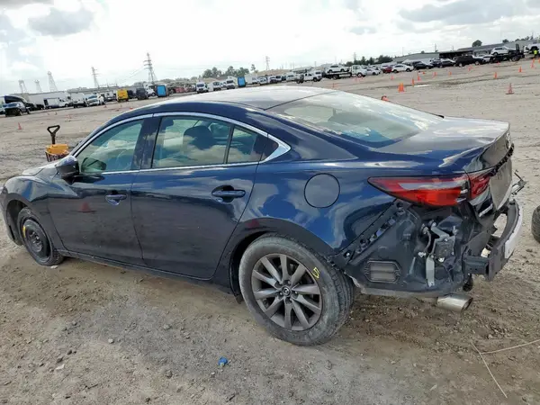 JM1GL1UMXJ1333732 2018 MAZDA 6 - Image 2