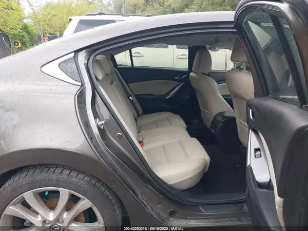 JM1GL1V50H1101710 2017 MAZDA 6 - Image 8