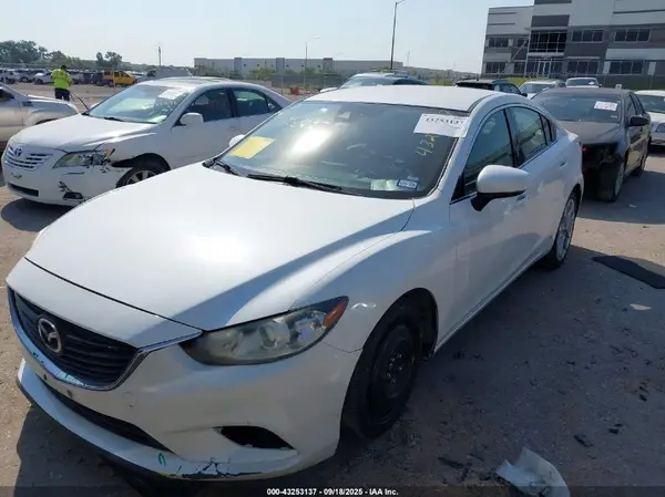 JM1GL1V50H1114232 2017 MAZDA 6 - Image 2