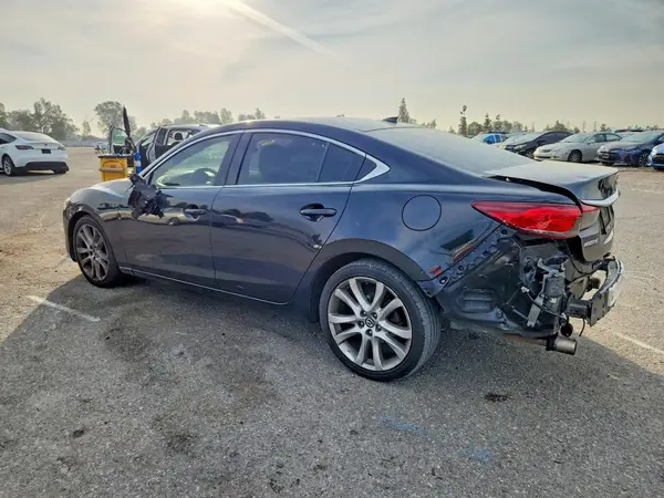 JM1GL1V51H1112991 2017 MAZDA 3 - Image 2
