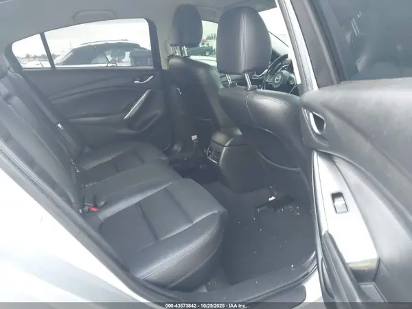 JM1GL1V51H1115857 2017 MAZDA 6 - Image 8