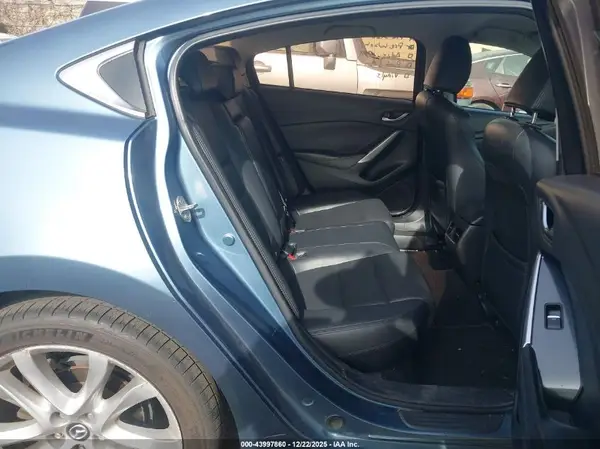 JM1GL1V51H1121562 2017 MAZDA 6 - Image 8