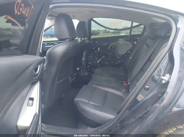 JM1GL1V51H1155713 2017 MAZDA 6 - Image 8