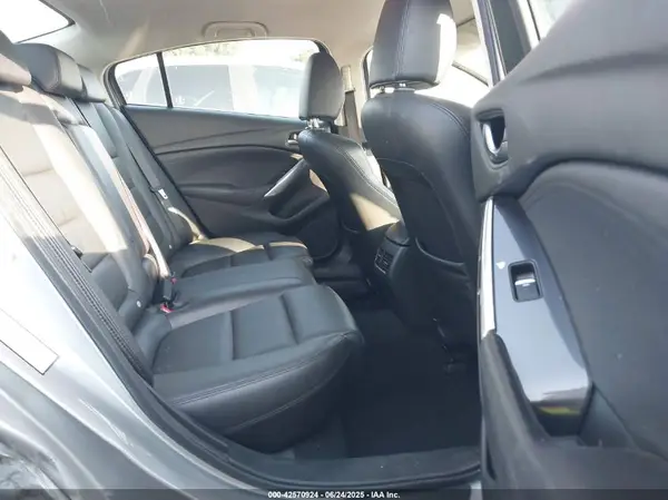 JM1GL1V52H1117178 2017 MAZDA 6 - Image 8
