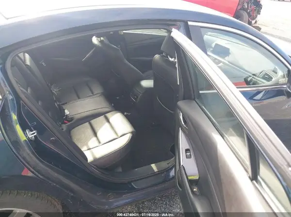 JM1GL1V52H1155512 2017 MAZDA 6 - Image 8
