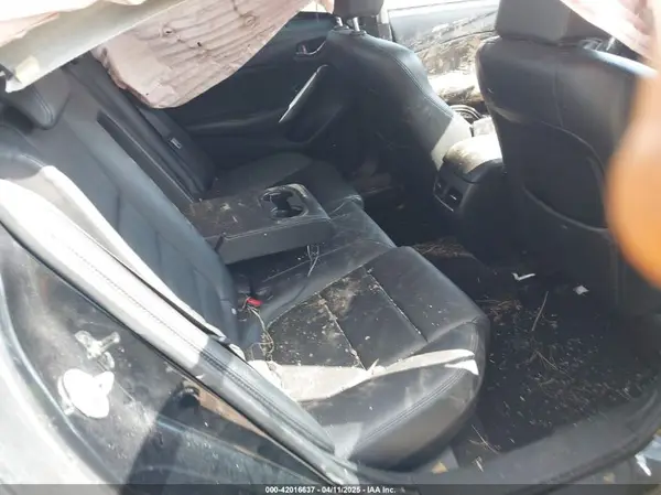 JM1GL1V53H1146415 2017 MAZDA 6 - Image 8