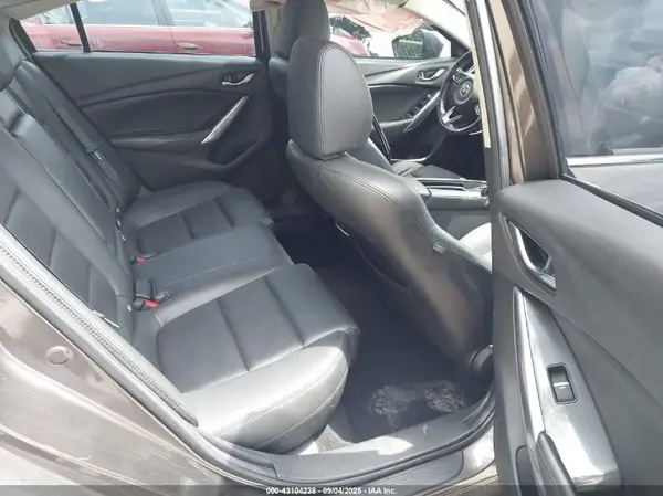 JM1GL1V54H1119837 2017 MAZDA 6 - Image 8
