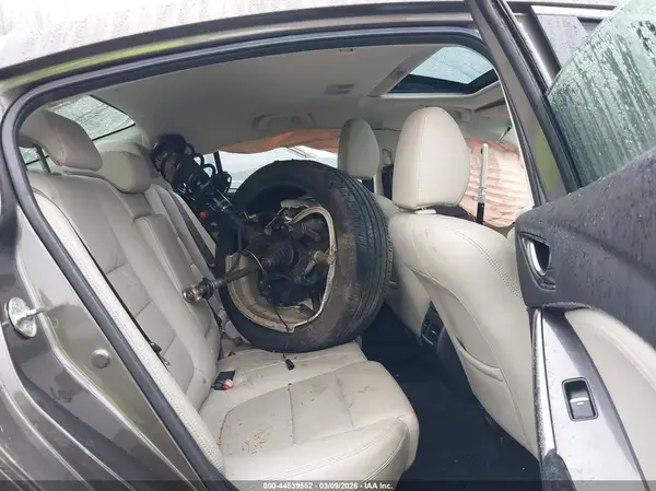 JM1GL1V55H1151566 2017 MAZDA 6 - Image 8