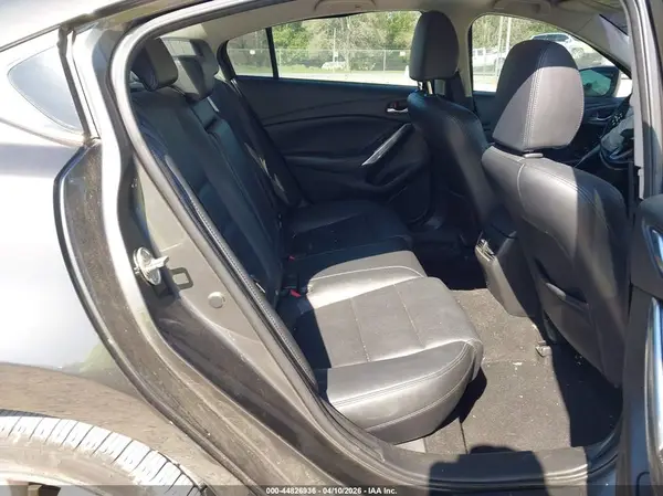 JM1GL1V56H1124151 2017 MAZDA 6 - Image 8