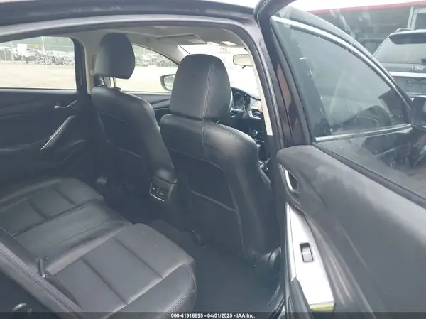 JM1GL1V56H1126157 2017 MAZDA 6 - Image 8