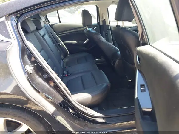 JM1GL1V57H1106225 2017 MAZDA 6 - Image 8
