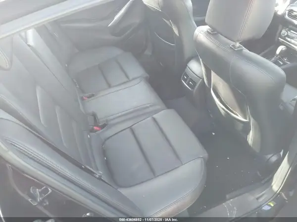 JM1GL1V57H1110663 2017 MAZDA 6 - Image 8