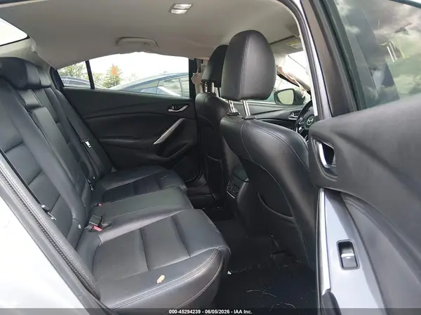 JM1GL1V57H1116107 2017 MAZDA 6 - Image 8