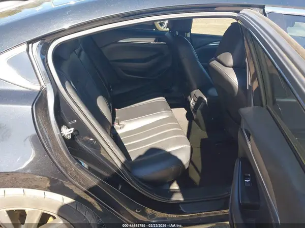 JM1GL1VM0J1306294 2018 MAZDA 6 - Image 8
