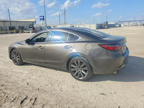JM1GL1VM0J1307123 2018 MAZDA 6 - Image 2