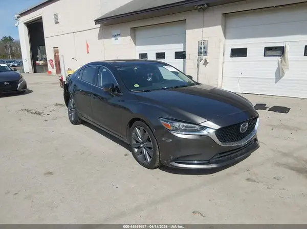 JM1GL1VM0J1308241 2018 MAZDA 6 - Image 1