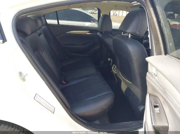 JM1GL1VM0J1313472 2018 MAZDA 6 - Image 8