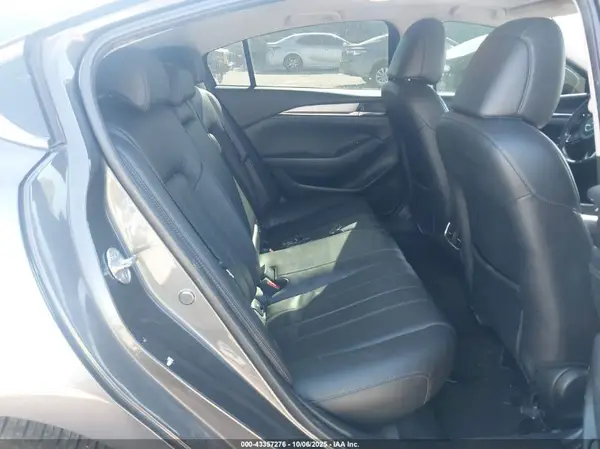JM1GL1VM0J1328697 2018 MAZDA 6 - Image 8