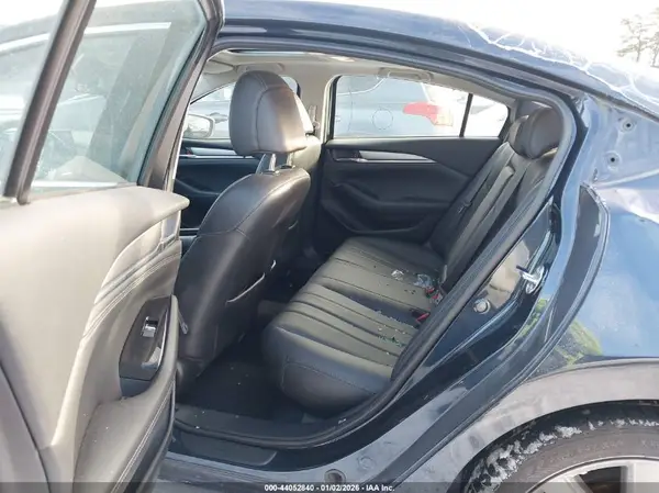 JM1GL1VM0J1335102 2018 MAZDA 6 - Image 8