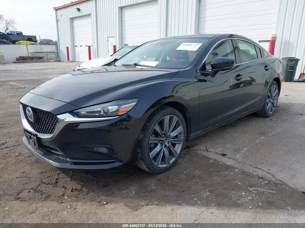 JM1GL1VM0L1520110 2020 MAZDA 6 - Image 2