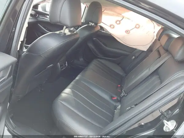 JM1GL1VM0L1520110 2020 MAZDA 6 - Image 8