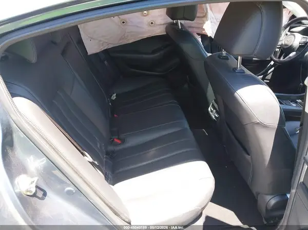 JM1GL1VM1J1301749 2018 MAZDA 6 - Image 8