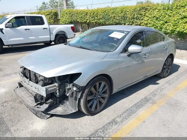 JM1GL1VM1J1309432 2018 MAZDA 6 - Image 2