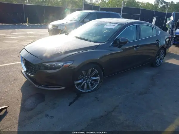 JM1GL1VM1J1314047 2018 MAZDA 6 - Image 2