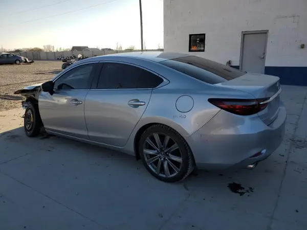 JM1GL1VM1J1315005 2018 MAZDA 6 - Image 2