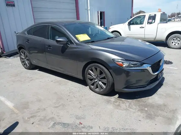 JM1GL1VM1J1320592 2018 MAZDA 6 - Image 1