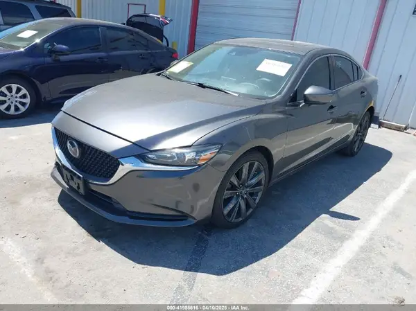 JM1GL1VM1J1320592 2018 MAZDA 6 - Image 2